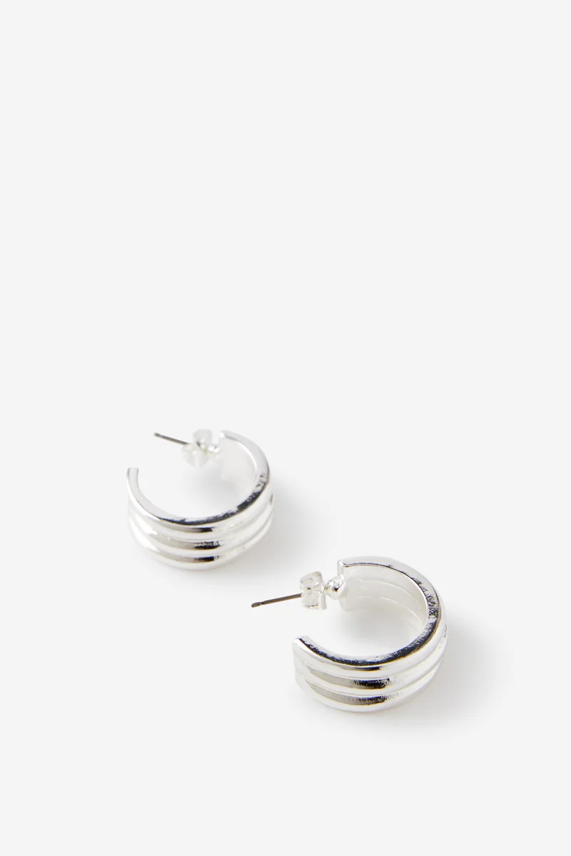 روبي Mid Hoop Earring